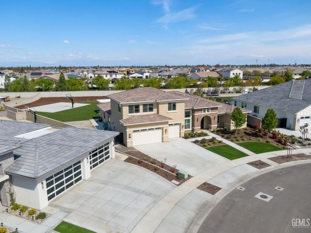 3602 Gracie Court, Bakersfield, CA 93311