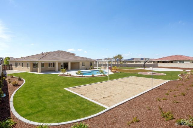 3602 Gracie Court, Bakersfield, CA 93311