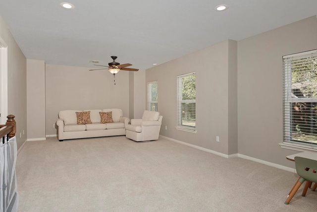 11 E Summer Storm Circle, The Woodlands, TX 77381
