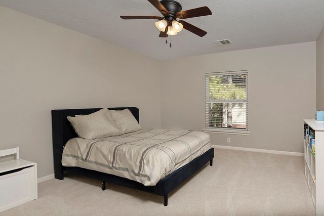 11 E Summer Storm Circle, The Woodlands, TX 77381