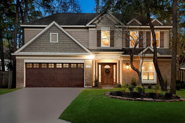 11 E Summer Storm Circle, The Woodlands, TX 77381