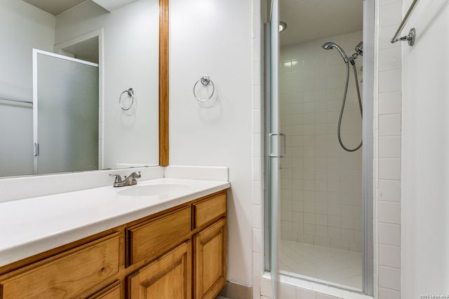 201 Ellwood St Apt 114, San Antonio, TX 78209