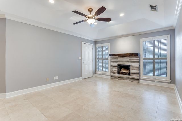 201 Ellwood St Apt 114, San Antonio, TX 78209