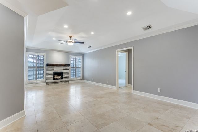 201 Ellwood St Apt 114, San Antonio, TX 78209