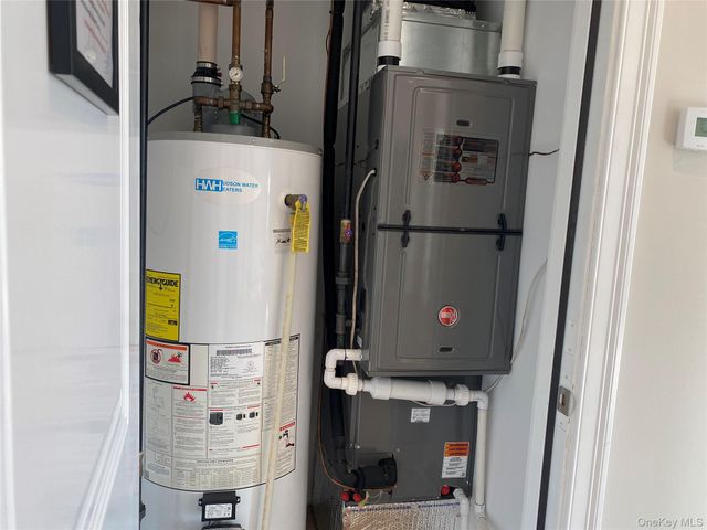 515 Jackson Avenue 10, Lindenhurst, NY 11757