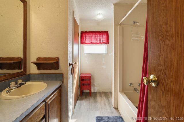 8288 Texoma Hills Road, Kingston, OK 73439