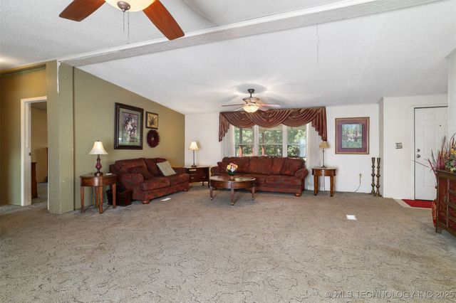 8288 Texoma Hills Road, Kingston, OK 73439