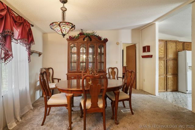 8288 Texoma Hills Road, Kingston, OK 73439