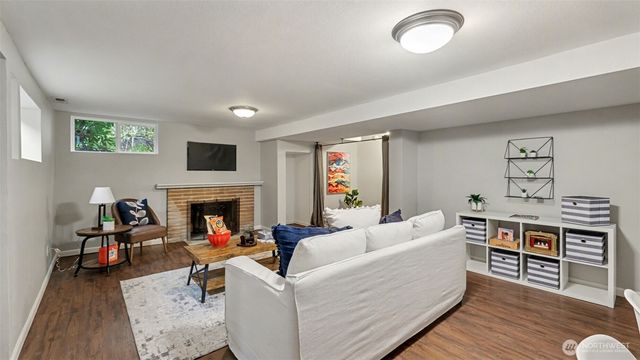 11204 148th Avenue SE, Renton, WA 98059