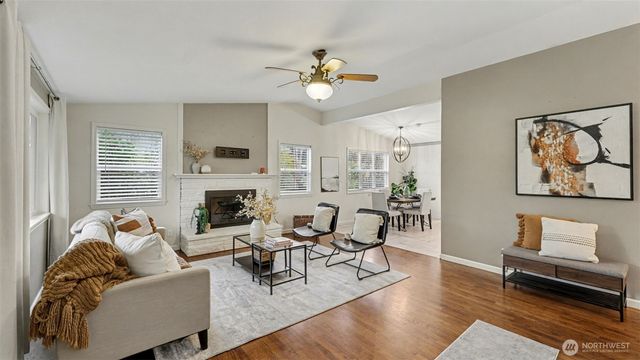 11204 148th Avenue SE, Renton, WA 98059