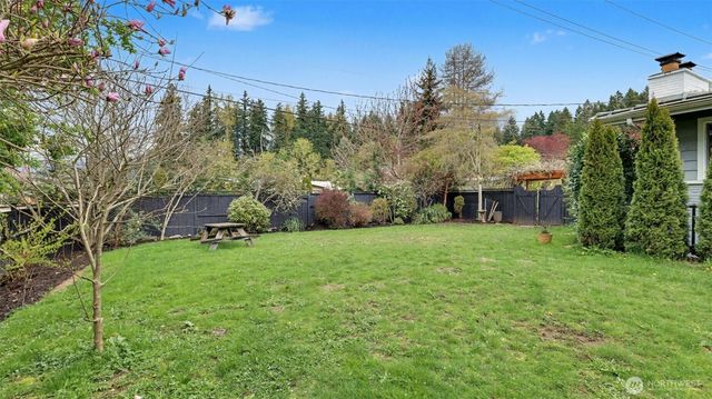 11204 148th Avenue SE, Renton, WA 98059