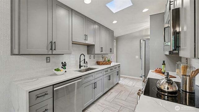 11204 148th Avenue SE, Renton, WA 98059
