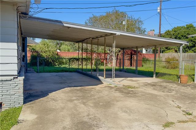 706 W 10th Street, Weslaco, TX 78596