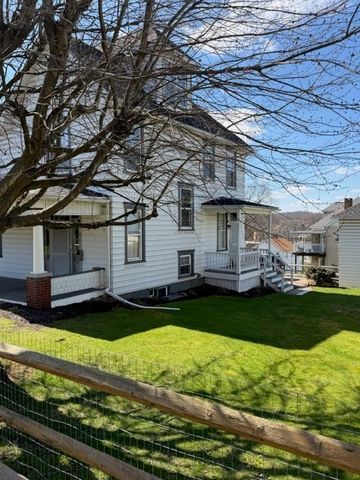 42 HIGHLAND AVE, Burgettstown Boro, PA 15021