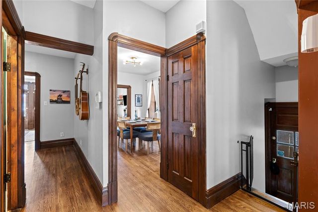 4008 Botanical Avenue, St Louis, MO 63110
