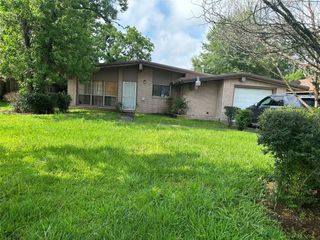 9330 Laura Koppe Road, Houston, TX 77078