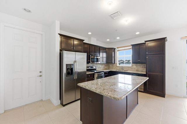 3065 Tortola Way, Cooper City, FL 33024