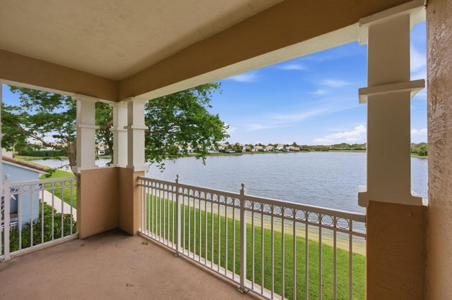 3065 Tortola Way, Cooper City, FL 33024