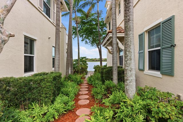 3065 Tortola Way, Cooper City, FL 33024