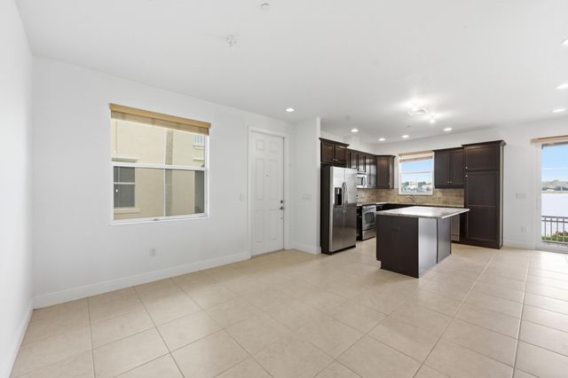 3065 Tortola Way, Cooper City, FL 33024