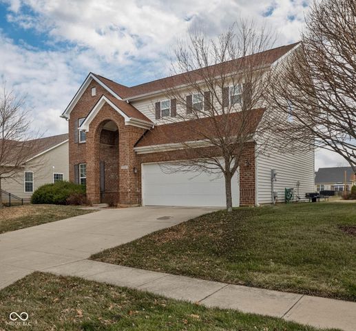8707 N Aspen Way, Mccordsville, IN 46055