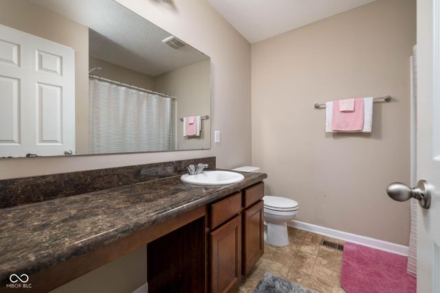 8707 N Aspen Way, Mccordsville, IN 46055