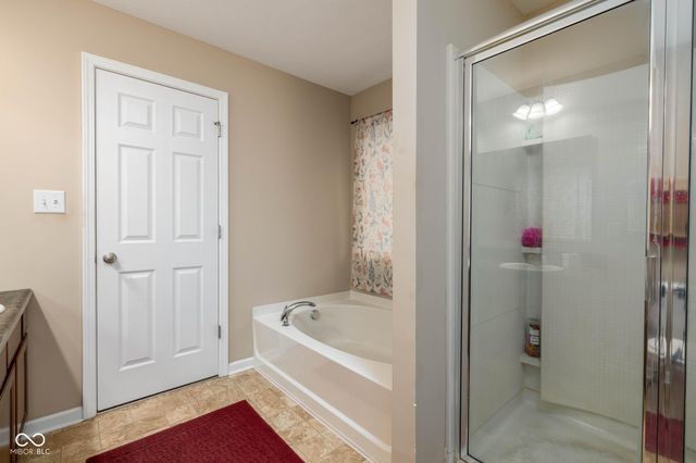 8707 N Aspen Way, Mccordsville, IN 46055