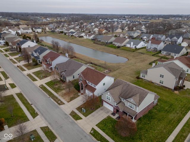 8707 N Aspen Way, Mccordsville, IN 46055