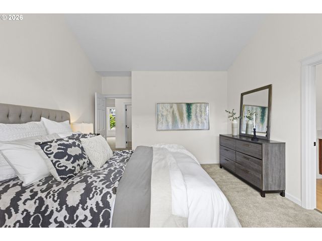 816 JULIE Ln, Molalla, OR 97038
