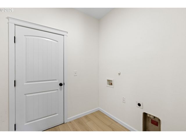 816 JULIE Ln, Molalla, OR 97038