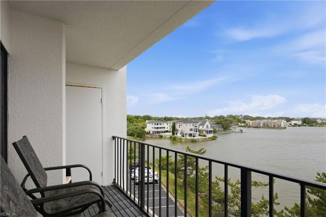 500 Pacific Ave Unit 401, Virginia Beach, VA 23451