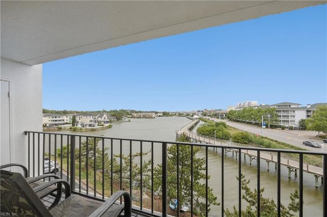 500 Pacific Ave Unit 401, Virginia Beach, VA 23451