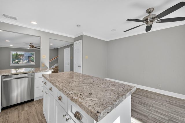 5534 Holly Street I, Houston, TX 77081