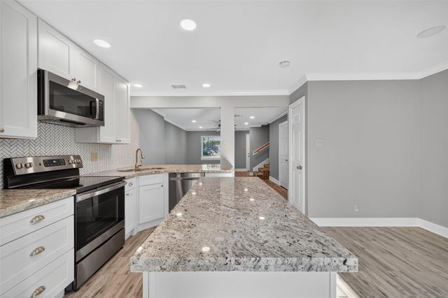5534 Holly Street I, Houston, TX 77081