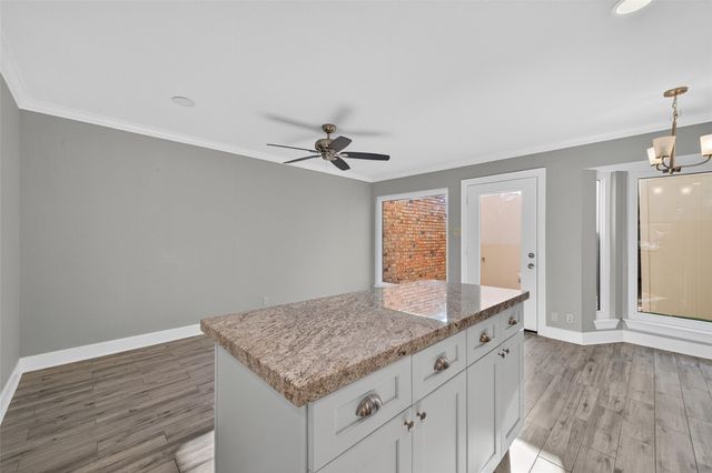5534 Holly Street I, Houston, TX 77081