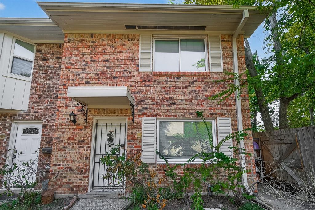 5534 Holly Street I, Houston, TX 77081