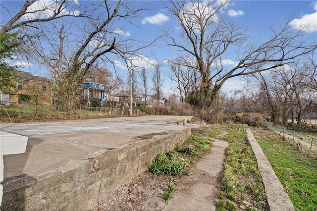 3644 Washington Avenue, Kansas City, KS 66102