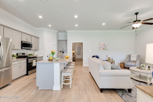 120 Sparrowhawk Street, Broussard, LA 70518