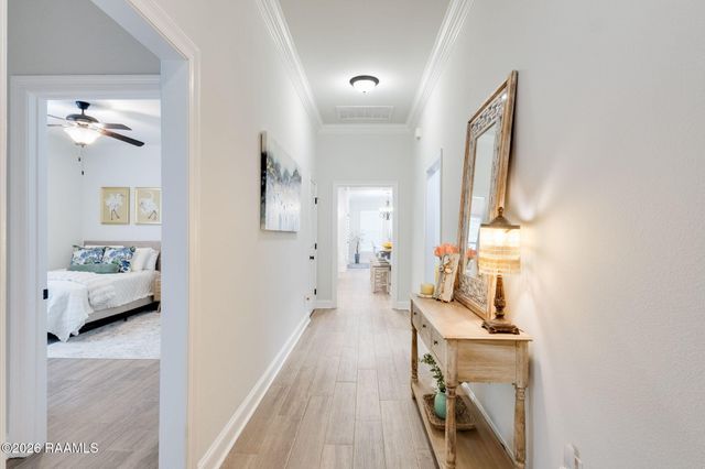 120 Sparrowhawk Street, Broussard, LA 70518