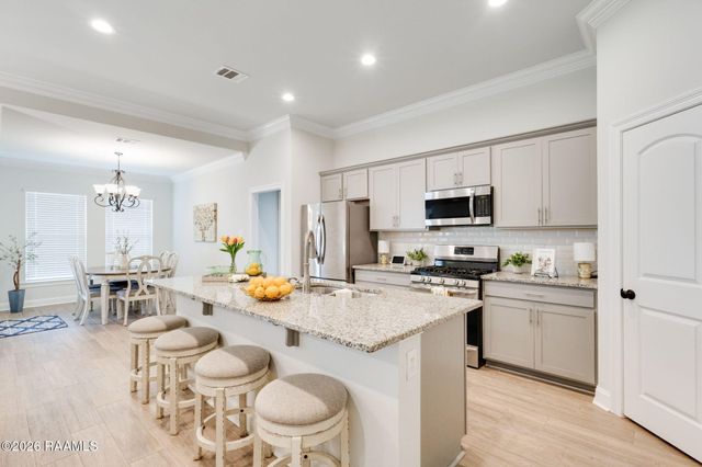 120 Sparrowhawk Street, Broussard, LA 70518