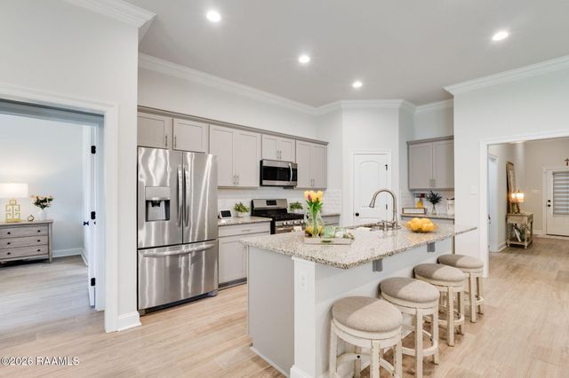 120 Sparrowhawk Street, Broussard, LA 70518