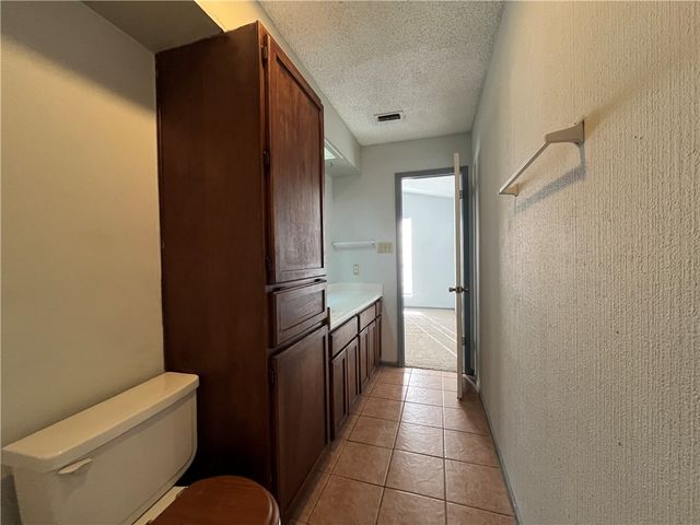 2309 Capitan Dr A,B,C,D, Corpus Christi, TX 78414