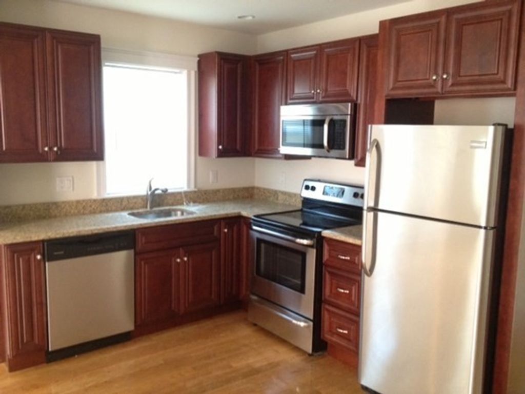 200 Brooks St 1, Boston, MA 02128
