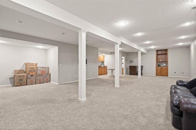 8810 W 147th Terrace, Overland Park, KS 66221