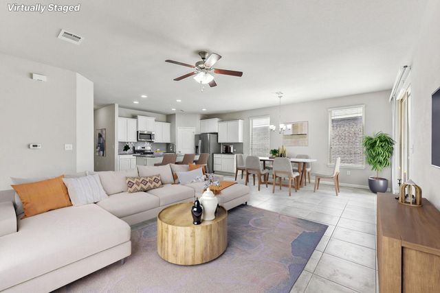 513 Heinatz Flat LN, Leander, TX 78641
