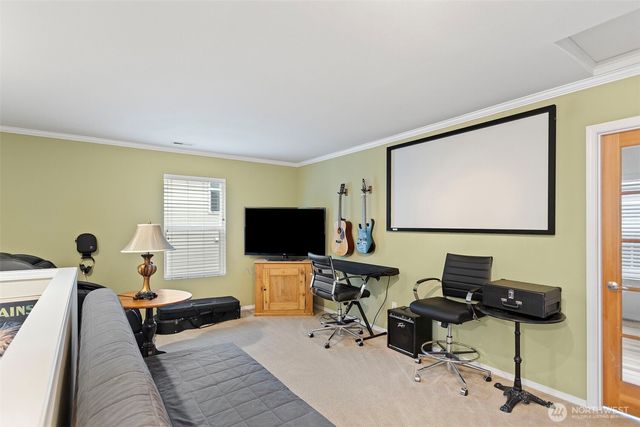 36726 SE Gravenstein Court, Snoqualmie, WA 98065