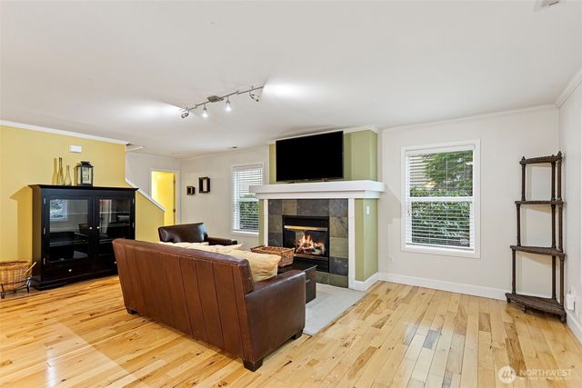 36726 SE Gravenstein Court, Snoqualmie, WA 98065