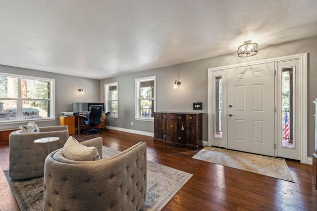 840 Ponderosa Drive, Klamath Falls, OR 97601