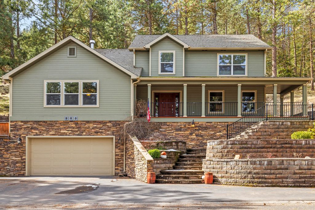 840 Ponderosa Drive, Klamath Falls, OR 97601