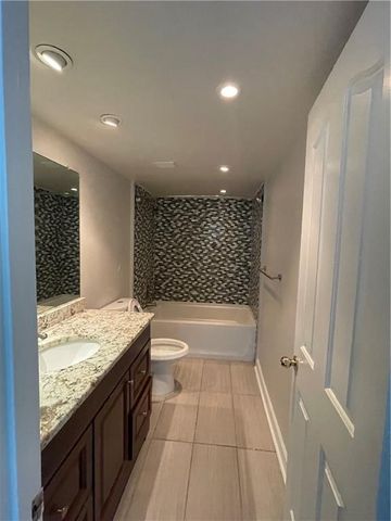 2870 Pharr Court South NW 1802, Atlanta, GA 30305
